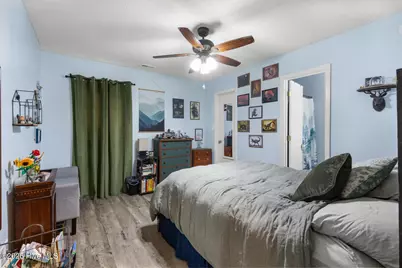 408 Somerset Cove, Jacksonville, NC 28546 - Photo 15