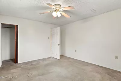 305 N Charles Street, La Grange, NC 28551 - Photo 15