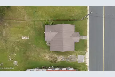 305 N Charles Street, La Grange, NC 28551 - Photo 11