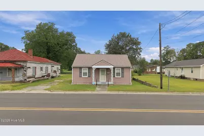 305 N Charles Street, La Grange, NC 28551 - Photo 3