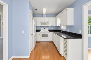 121 NE 6th St, Oak Island, NC 28465 - Photo 7