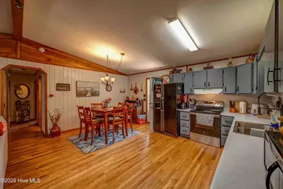 94 W Memorial Drive, Andrews, NC 28901 - Photo 11