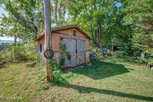 94 W Memorial Dr, Andrews, NC 28901 - Photo 35