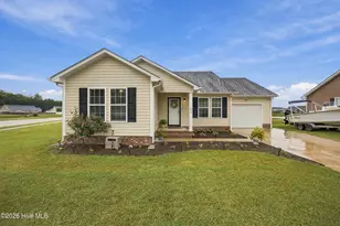 800 Compass Dr, Elizabeth City, NC 27909 - Photo 1