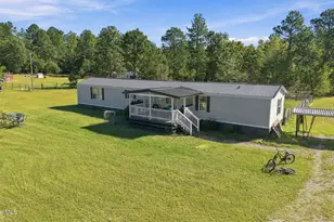 135 Meadow Ln, Hamlet, NC 28345 - Photo 1