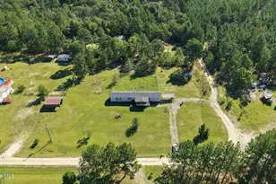 135 Meadow Ln, Hamlet, NC 28345 - Photo 5