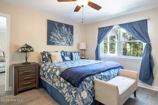 122 Purdie Dr, Emerald Isle, NC 28594 - Photo 9