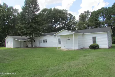 2347 W Wards Bridge Road, Warsaw, NC 28398 - Photo 1