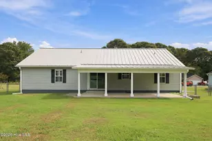 107 Fodder Dr, Hubert, NC 28539 - Photo 5