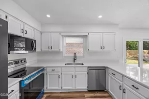 1101 Hunting Ridge Rd, Wilmington, NC 28412 - Photo 11