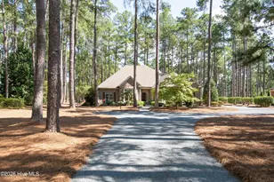 29 Abbottsford Dr, Pinehurst, NC 28374 - Photo 1