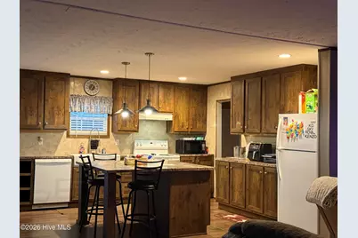 910 McCaskill Drive, Kinston, NC 28501 - Photo 5
