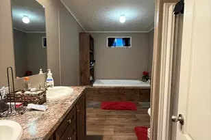 910 McCaskill Dr, Kinston, NC 28501 - Photo 17