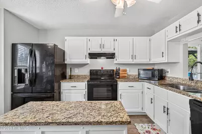 106 Quartz Drive, Jacksonville, NC 28540 - Photo 13