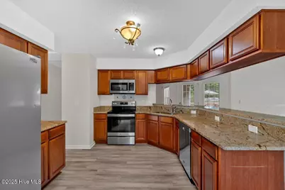 442 Ridge Road, Jacksonville, NC 28540 - Photo 9