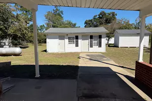 604 W Boundary St, La Grange, NC 28551 - Photo 3