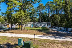 3459 Lakeview Dr SW, Supply, NC 28462 - Photo 7