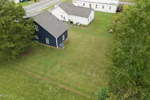 409 S Sycamore St, Fremont, NC 27830 - Photo 23