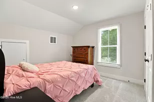409 S Sycamore St, Fremont, NC 27830 - Photo 15