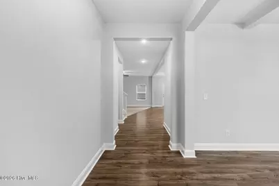 906 Courthouse Crossing, Jacksonville, NC 28546 - Photo 3