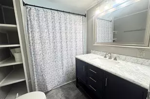 204 Pinewood Ave, Elizabeth City, NC 27909 - Photo 11