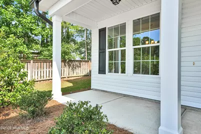 266 E Red Head Circle, Sneads Ferry, NC 28460 - Photo 3