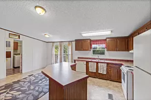 2495 Carroll Dr, Hephzibah, GA 30815 - Photo 9