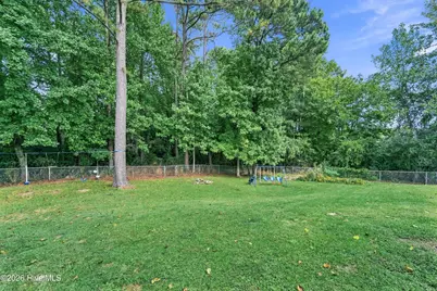 304 Pebble Lane, Jacksonville, NC 28546 - Photo 27