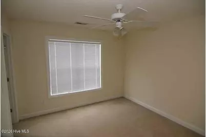 4230 Dudleys Grant Drive #B, Winterville, NC 28590 - Photo 11