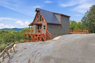 210 Fiddlers Wy, Brasstown, NC 28902 - Photo 3