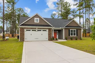 775 Winds Wy, Aberdeen, NC 28315 - Photo 1