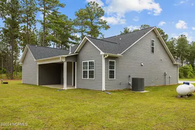 775 Winds Way, Aberdeen, NC 28315 - Photo 5