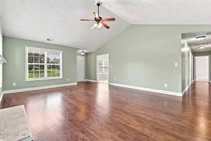 205 Bonney Ln, Fayetteville, NC 28306 - Photo 17