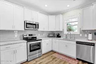 235 Topsail Watch Dr, Hampstead, NC 28443 - Photo 19