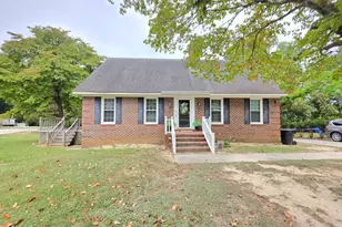 705 Peterson St, Clinton, NC 28328 - Photo 27