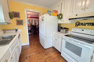 705 Peterson St, Clinton, NC 28328 - Photo 11