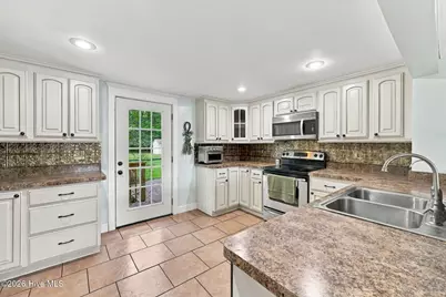 152 S Mills Road, Moyock, NC 27958 - Photo 5