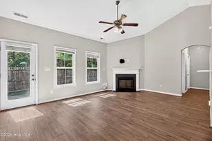 238 Seville St, Jacksonville, NC 28546 - Photo 9