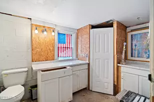 805 Carolina Beach Ave N, Carolina Beach, NC 28428 - Photo 57