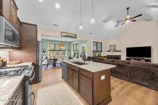 508 Crystal Rd, Southport, NC 28461 - Photo 3