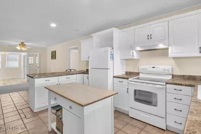 644 Caswell Beach Road, Caswell Beach, NC 28465 - Photo 19