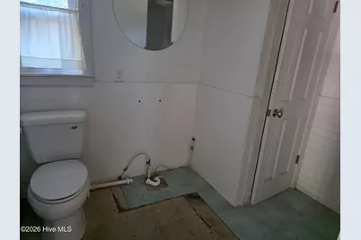 10 Godwin Road, Elizabethtown, NC 28337 - Photo 5