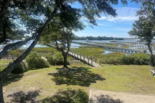 516 Twisted Oak Ln, Sunset Beach, NC 28468 - Photo 9