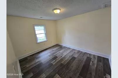 511 S Shore Drive, Jacksonville, NC 28540 - Photo 11
