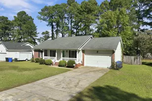709 Longview Dr, Fayetteville, NC 28311 - Photo 31