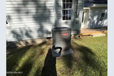 303 Dallas Avenue, Lake Waccamaw, NC 28450 - Photo 25