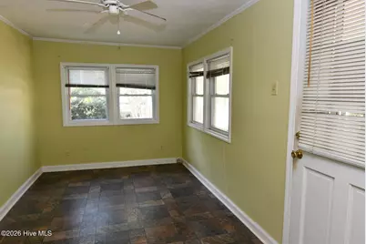 114 S Gillespie Street, Elizabethtown, NC 28337 - Photo 11