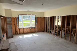 216 Foy St, Pollocksville, NC 28573 - Photo 3