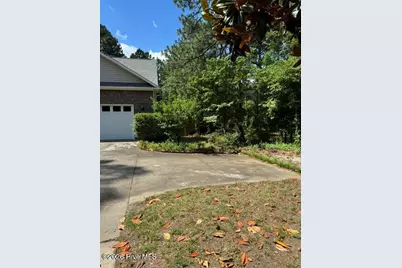 111 Michael Lane, Aberdeen, NC 28315 - Photo 3