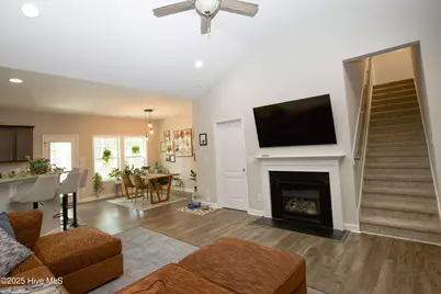 1385 Whitney Drive, Aberdeen, NC 28315 - Photo 15